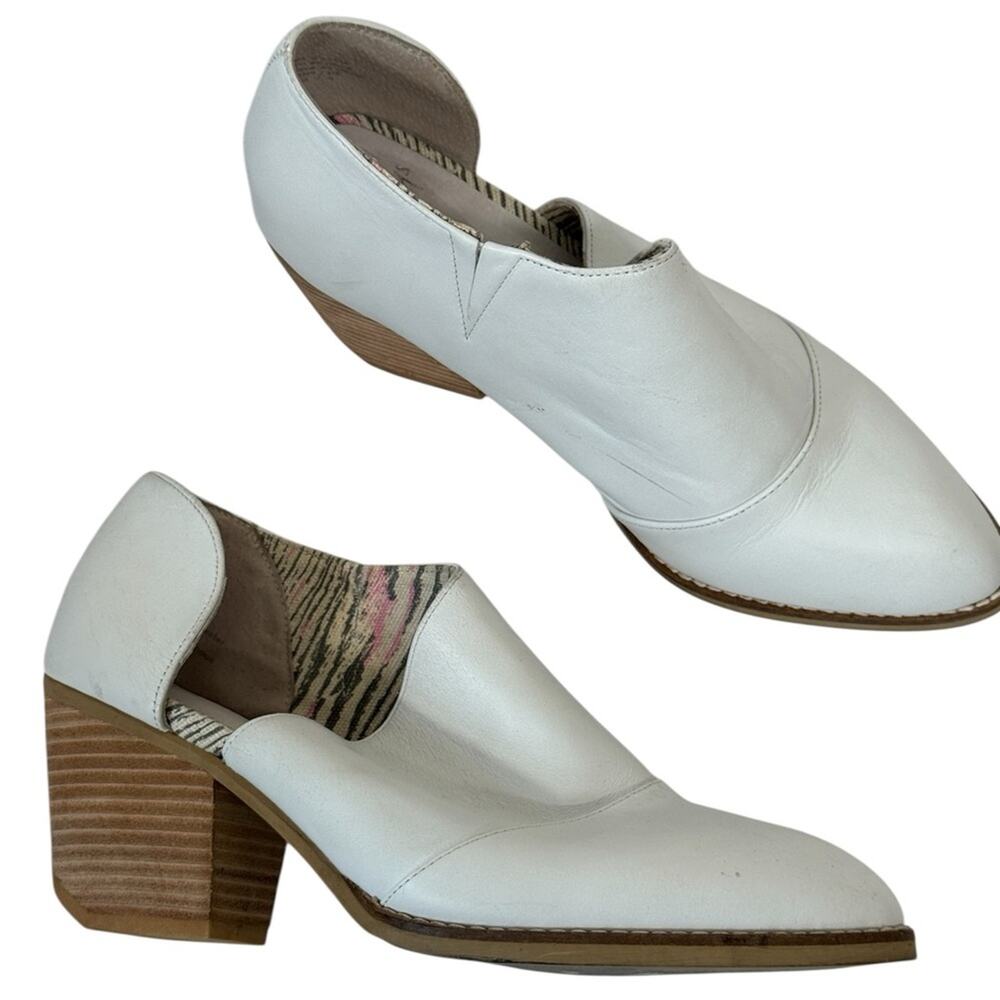 Shelly’s London White Leather D’orsay Ankle Boots Womens 8.5 Western Booties